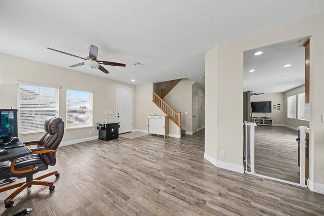 5292 W Cotton Avenue, Fresno, CA 93722