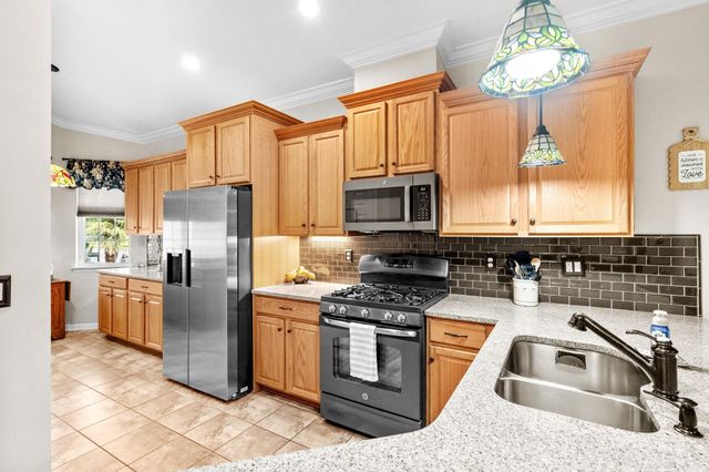701 Bay Hill Ct., Murrells Inlet, SC 29576