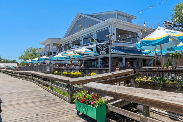 701 Bay Hill Ct., Murrells Inlet, SC 29576