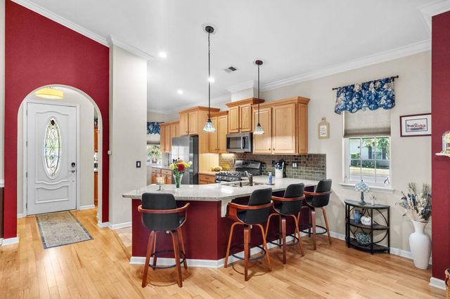 701 Bay Hill Ct., Murrells Inlet, SC 29576