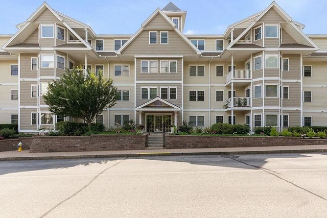 1 Sterling Hill Ln Apt 135, Exeter, NH 03833