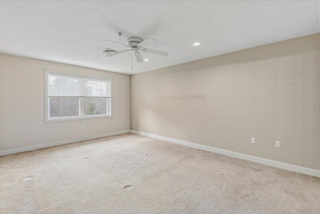 1 Sterling Hill Ln Apt 135, Exeter, NH 03833