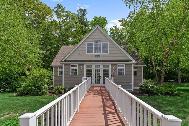 1 Sterling Hill Ln Apt 135, Exeter, NH 03833