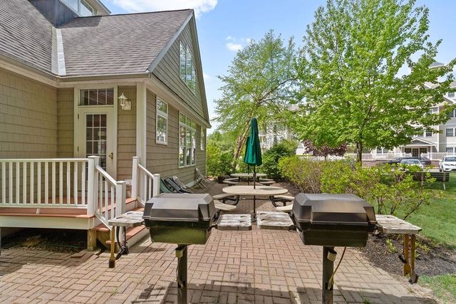 1 Sterling Hill Ln Apt 135, Exeter, NH 03833