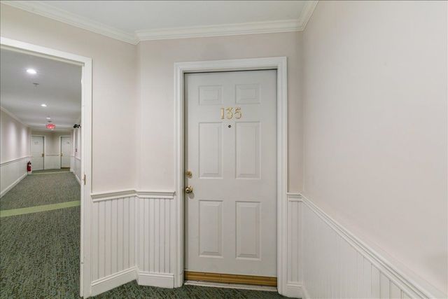 1 Sterling Hill Ln Apt 135, Exeter, NH 03833