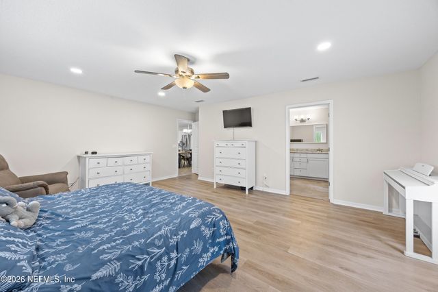 2030 WAYFARE Lane, Middleburg, FL 32068