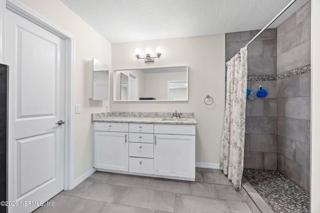 2030 WAYFARE Lane, Middleburg, FL 32068