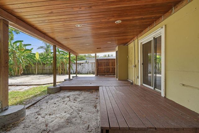 2530 Adams Street, Hollywood, FL 33020