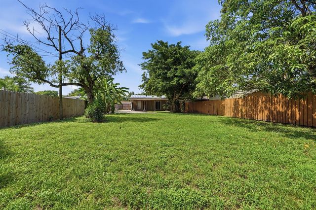 2530 Adams Street, Hollywood, FL 33020