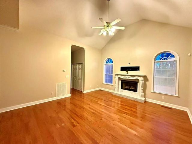 136 Hillcrest Drive, Ringgold, GA 30736