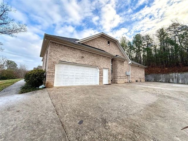 136 Hillcrest Drive, Ringgold, GA 30736