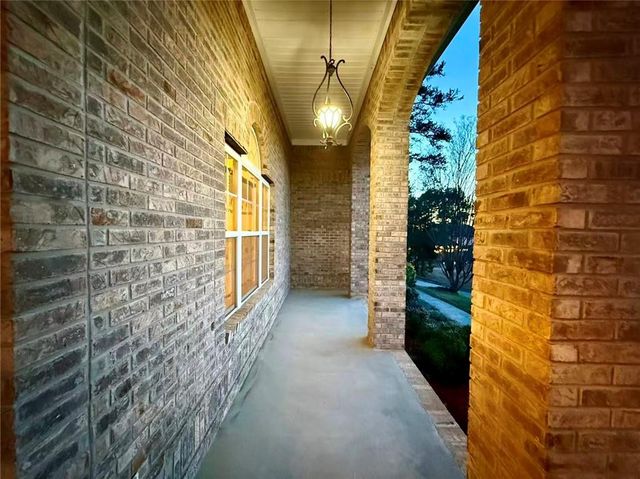 136 Hillcrest Drive, Ringgold, GA 30736