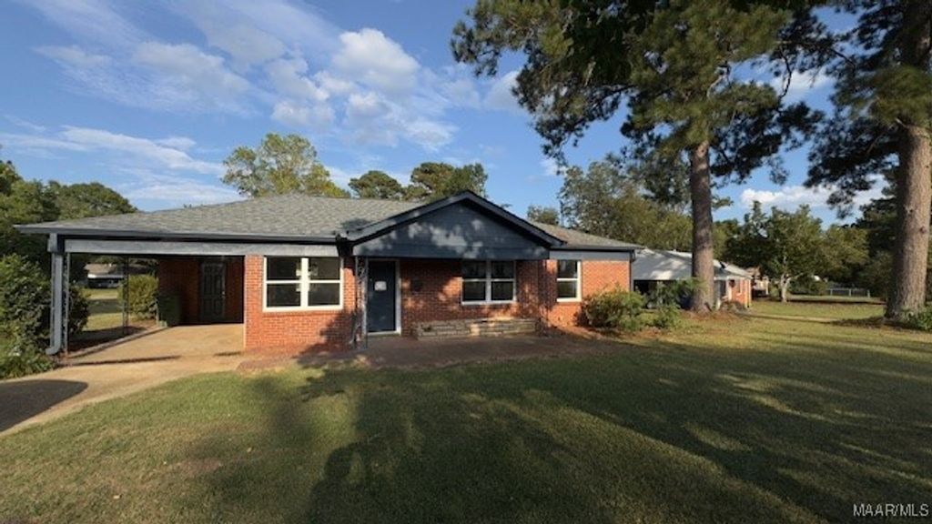 930 Coliseum Boulevard, Montgomery, AL 36109