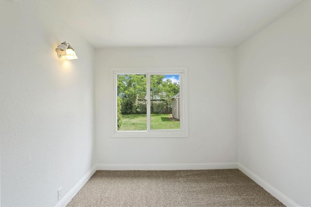 2452 Christina Ave, Stockton, CA 95204