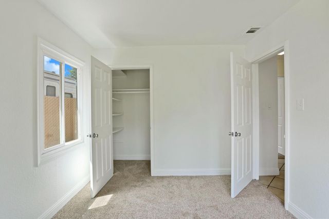 2452 Christina Ave, Stockton, CA 95204