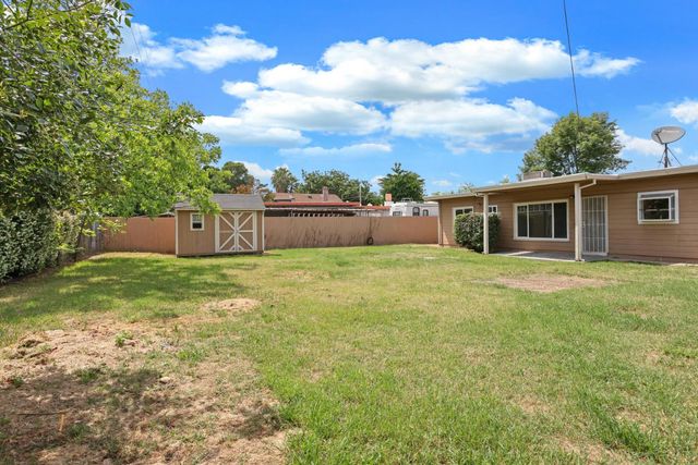 2452 Christina Ave, Stockton, CA 95204