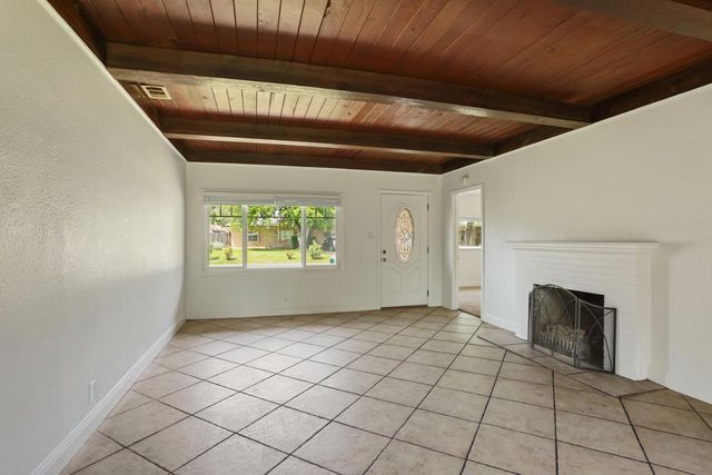 2452 Christina Ave, Stockton, CA 95204