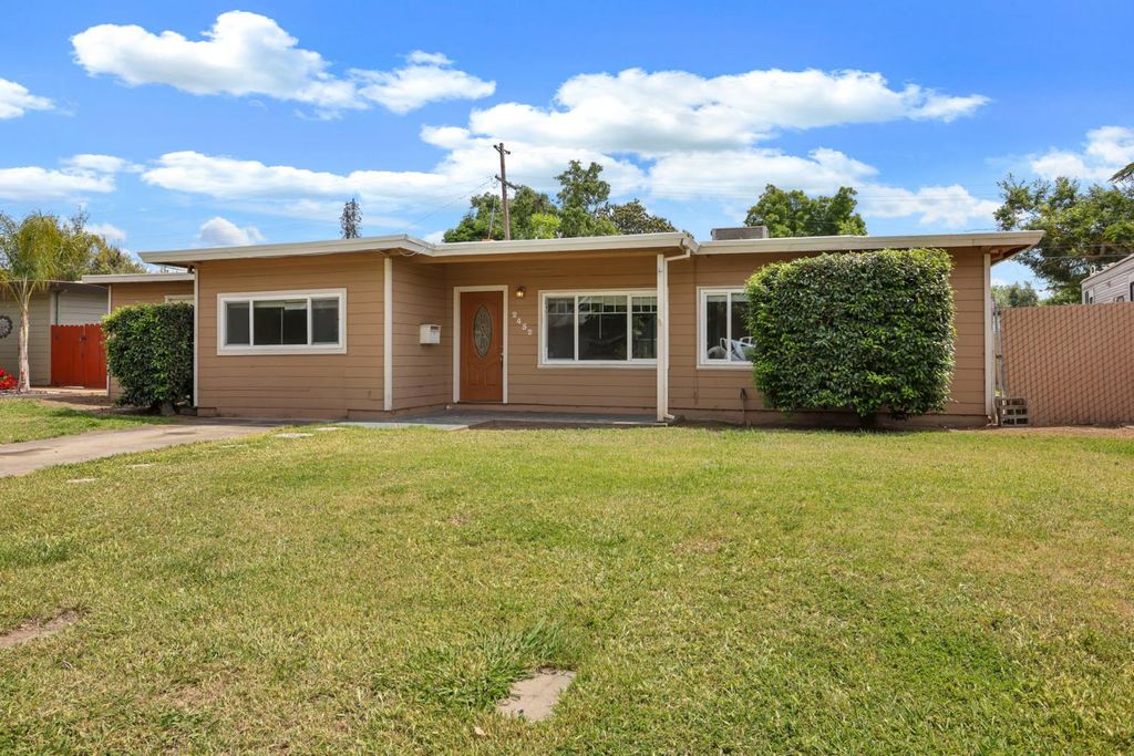 2452 Christina Ave, Stockton, CA 95204