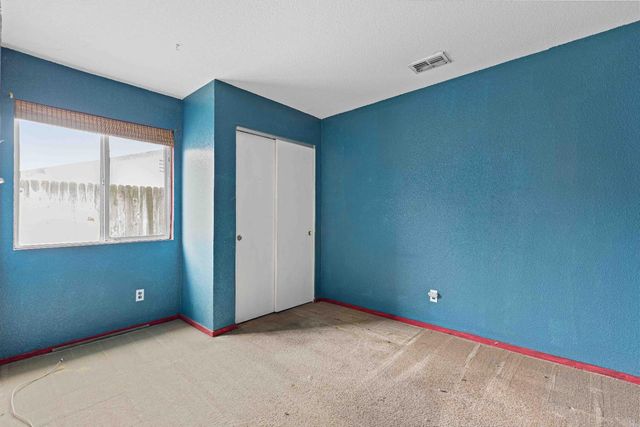 310 W F St, Turlock, CA 95380