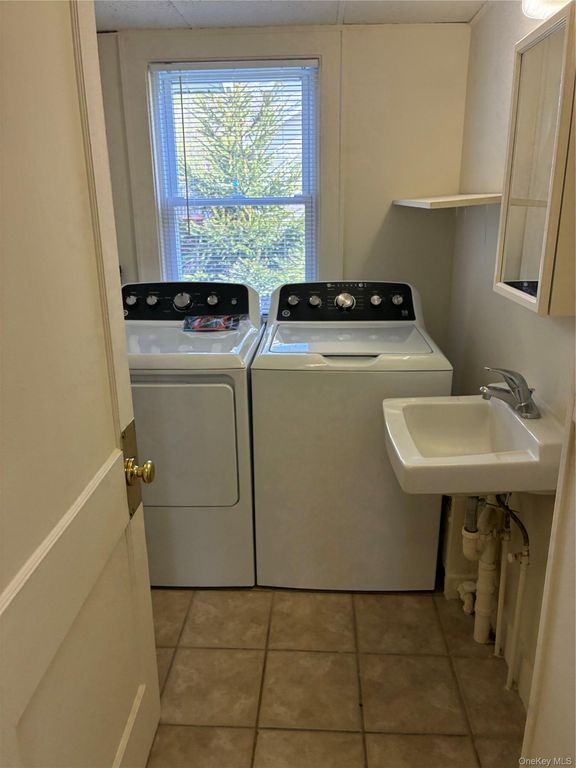 19 Sheridan Avenue, Sloatsburg, NY 10974 — photo 4