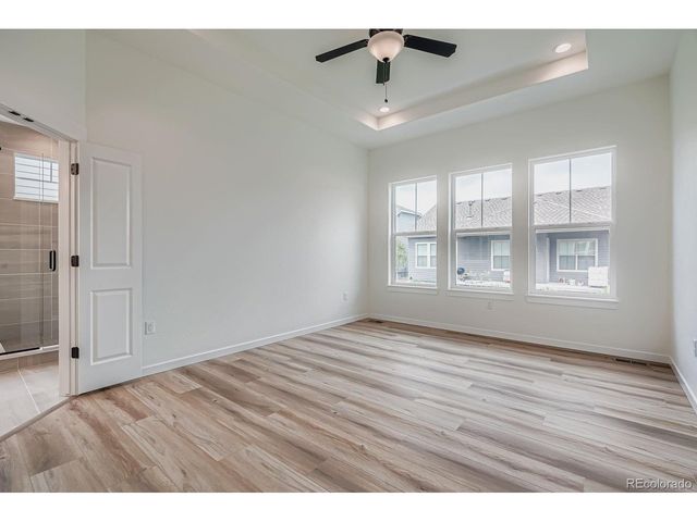 8925 S Riviera Way, Aurora, CO 80016