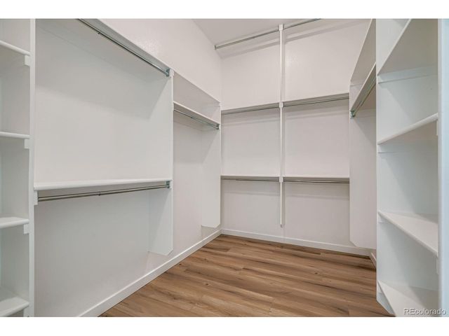 8925 S Riviera Way, Aurora, CO 80016