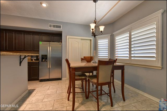 962 VIA DESCANSO Drive, El Paso, TX 79912