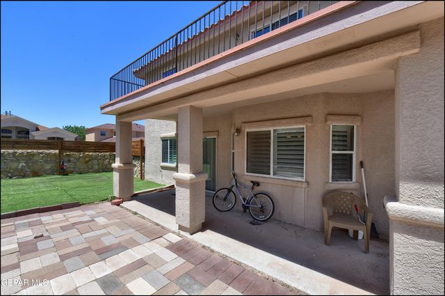 962 VIA DESCANSO Drive, El Paso, TX 79912