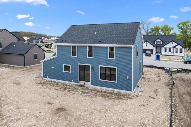 1737 Hammock LANE, Oconomowoc, WI 53066
