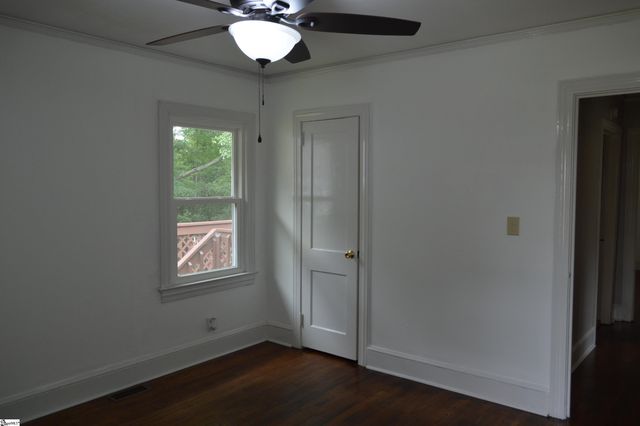 521 S Spencer Street, Duncan, SC 29334