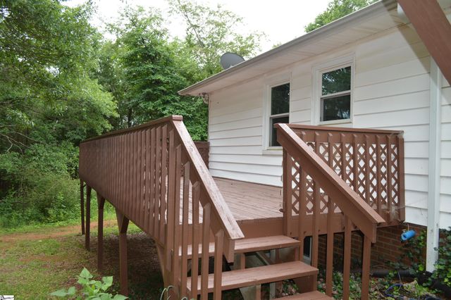 521 S Spencer Street, Duncan, SC 29334