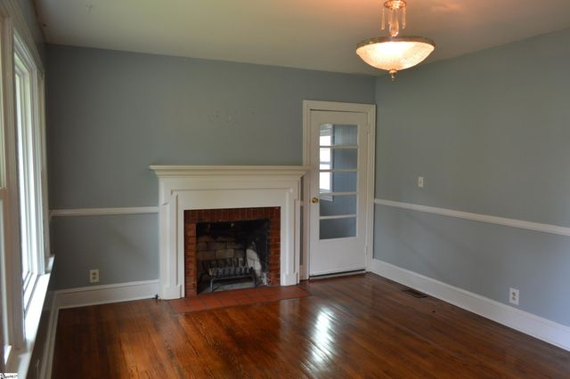 521 S Spencer Street, Duncan, SC 29334