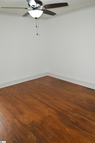 521 S Spencer Street, Duncan, SC 29334
