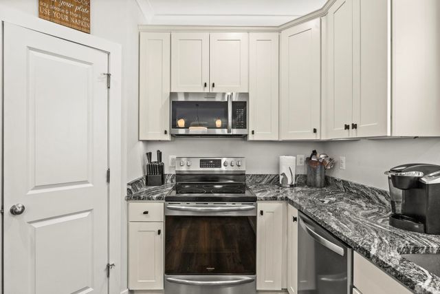 9422 LOVETT LN, Unionville, VA 22567