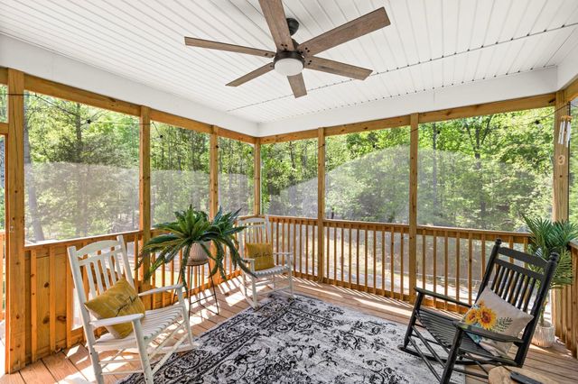 9422 LOVETT LN, Unionville, VA 22567