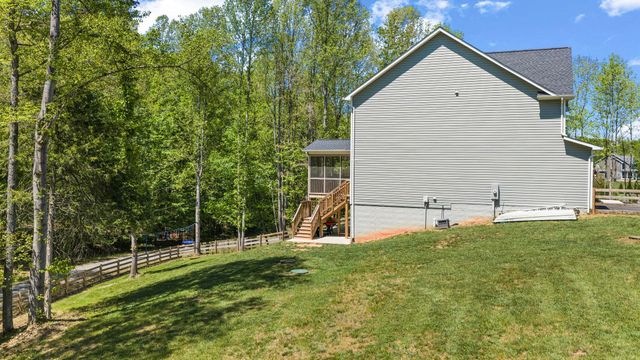 9422 LOVETT LN, Unionville, VA 22567