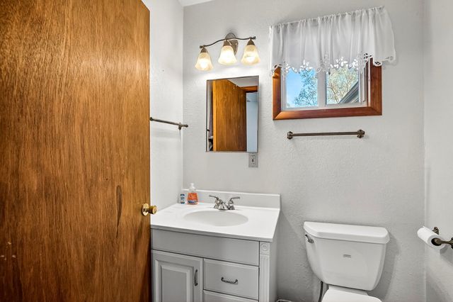 703 E Elm Street, Republic, MO 65738