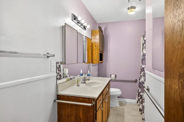 703 E Elm Street, Republic, MO 65738