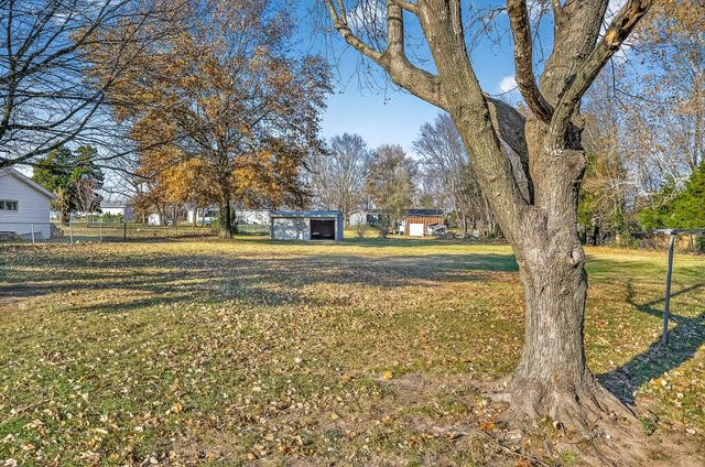 703 E Elm Street, Republic, MO 65738