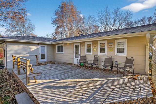 703 E Elm Street, Republic, MO 65738