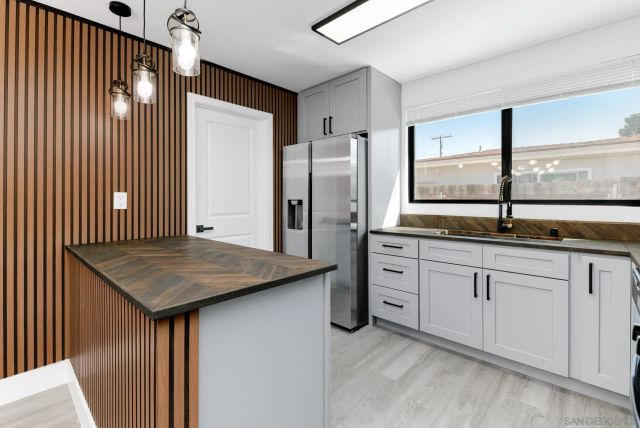 9125 Akard St, Spring Valley, CA 91977