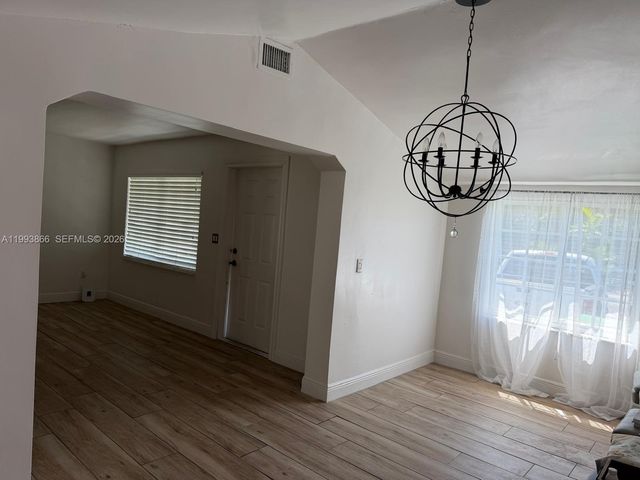 3427 SW 64th Ave, Miami, FL 33155