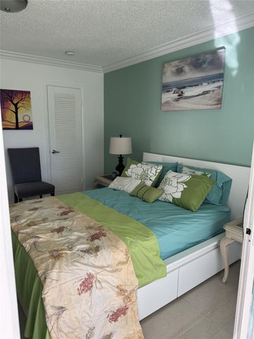 301 Oakridge Q 301, Deerfield Beach, FL 33442