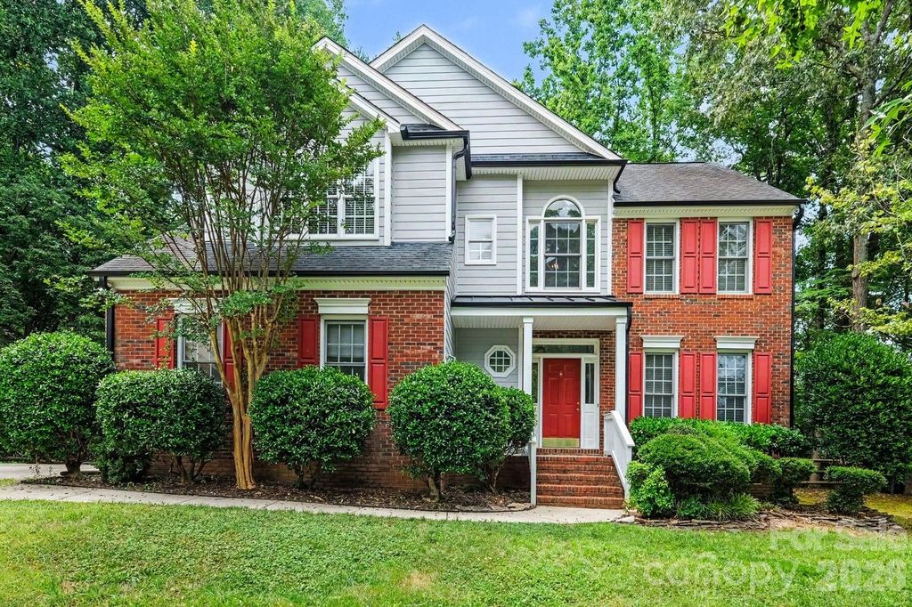 17208 Sycamore Ridge Court, Cornelius, NC 28031