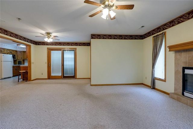 11016 Stark Avenue, Kansas City, MO 64134