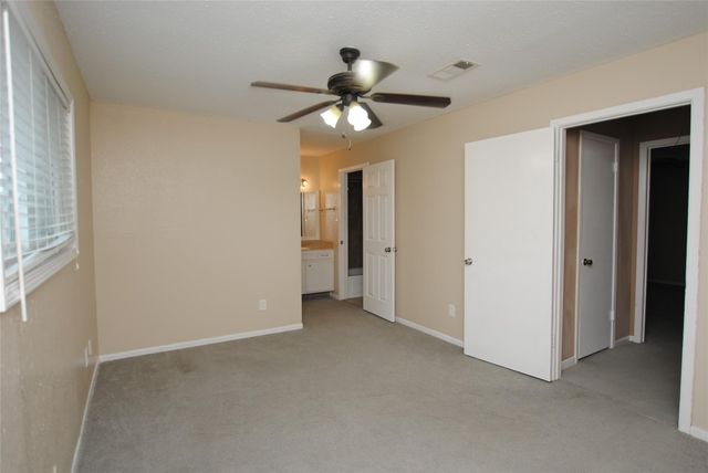 7853 Fuqua Street 7853, Houston, TX 77075