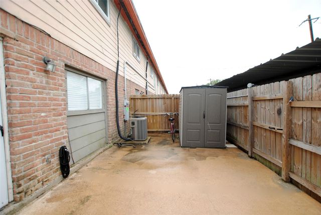 7853 Fuqua Street 7853, Houston, TX 77075