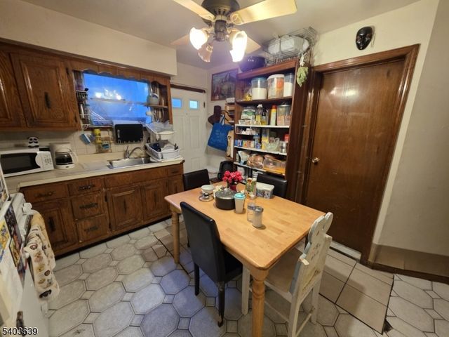 32 Elm St, Paterson City, NJ 07501