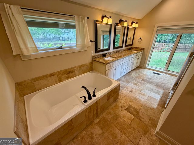 741 Bridges Road, Mcdonough, GA 30253