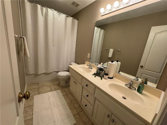 6340 Millridge Street, Shawnee, KS 66018